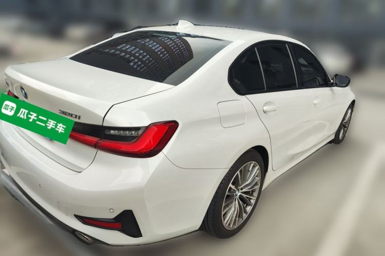 Used BMW 3 Series 2021 Second Facelift 320i Sport Package Rear Right 45 Deg