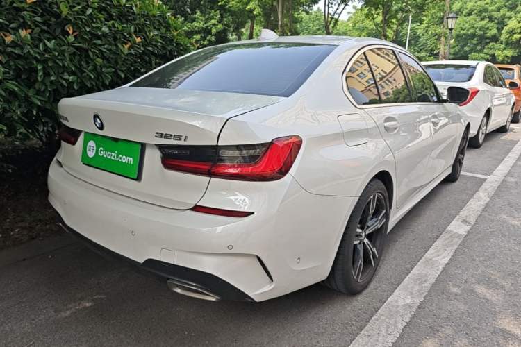 Used BMW 3 Series 2021 325i M Sport Package Rear Right 45 Deg
