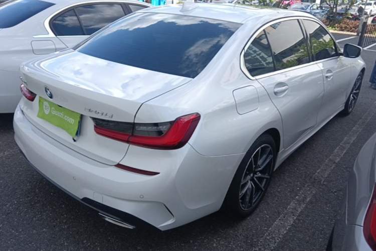 Used BMW 3 Series 2021 320Li M Sport Package Rear Right 45 Deg