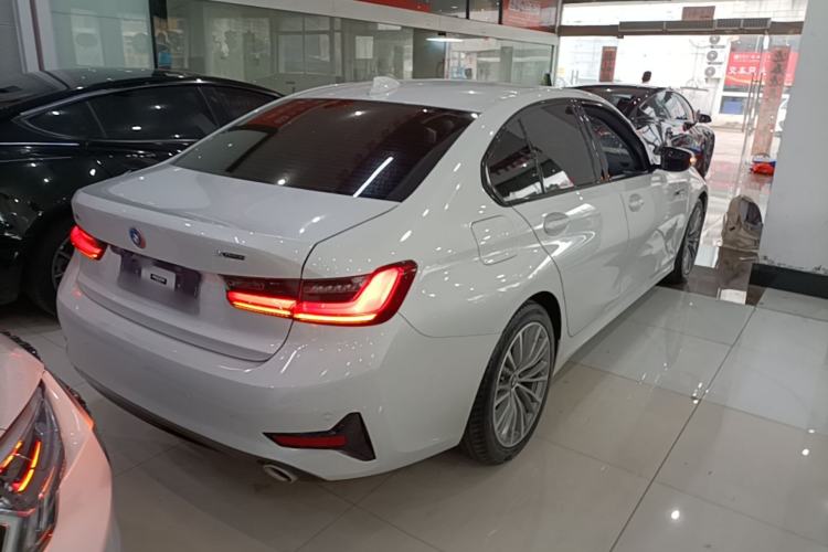 Used BMW 3 Series 2021 Restyled 320i Sport Package Rear Right 45 Deg