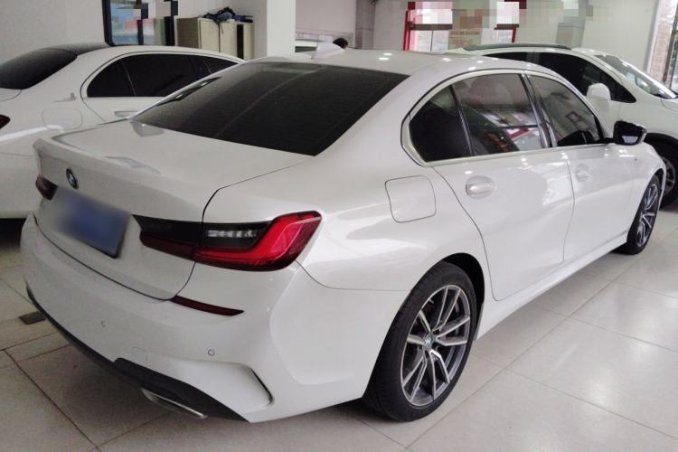 Used BMW 3 Series 2021 320Li M Sport Package Rear Right 45 Deg