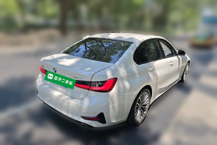 Used BMW 3 Series 2021 320i Sport Package Rear Right 45 Deg