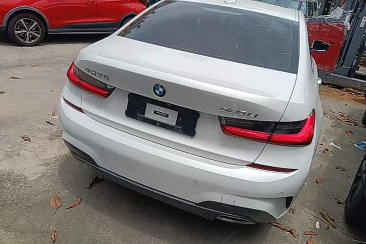 Used BMW 3 Series 2021 Facelifted 320Li M Sport Package Rear Right 45 Deg