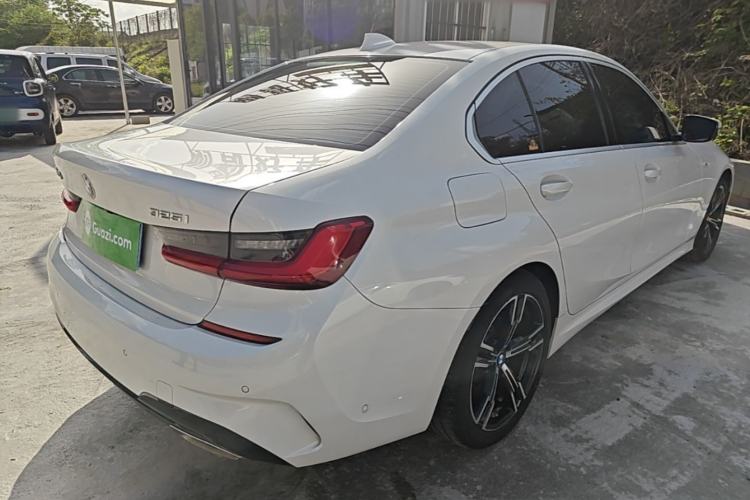 Used BMW 3 Series 2021 325i M Sport Package Rear Right 45 Deg