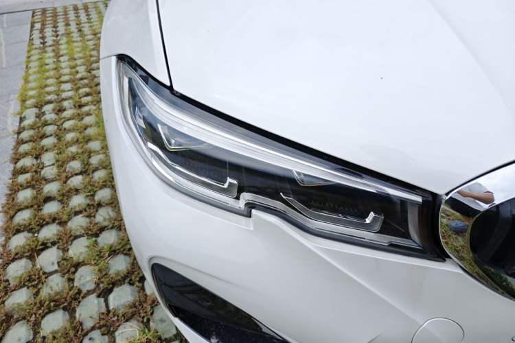 Used BMW 3 Series 2021 320Li M Sport Package Right Front Headlight