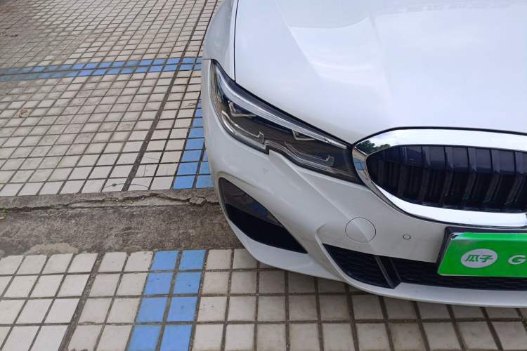 Used BMW 3 Series 2021 325Li M Sport Package Right Front Headlight