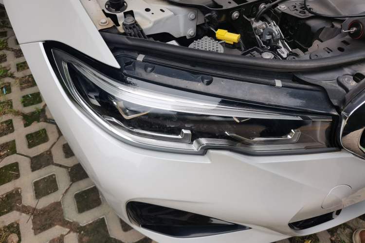 Used BMW 3 Series 2021 325Li xDrive M Sport Package Right Front Headlight