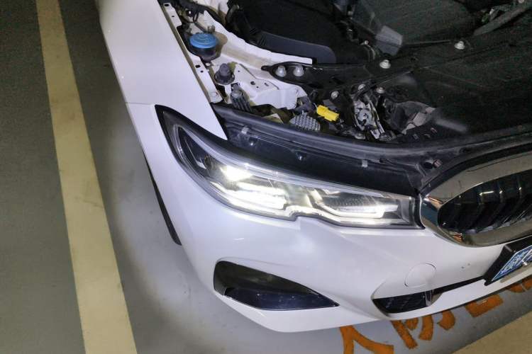 Used BMW 3 Series 2021 325Li M Sport Package Right Front Headlight