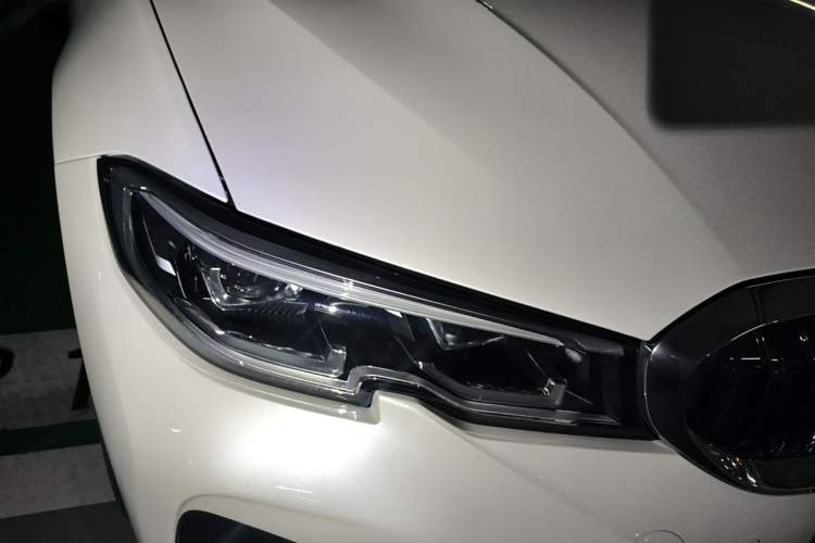 Used BMW 3 Series 2021 320Li M Sport Package Right Front Headlight