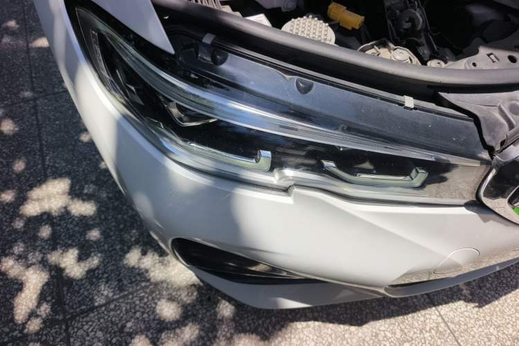 Used BMW 3 Series 2021 325Li M Sport Package Right Front Headlight