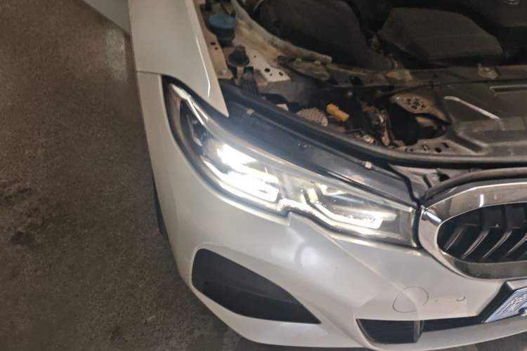 Used BMW 3 Series 2021 325Li M Sport Package Right Front Headlight