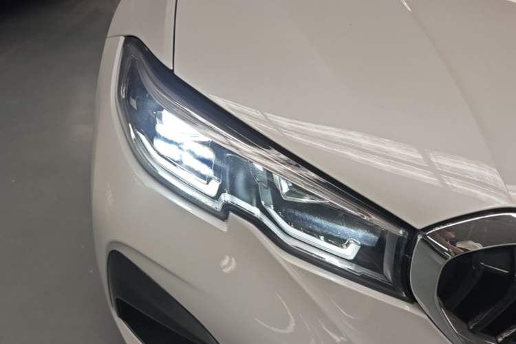 Used BMW 3 Series 2021 Facelifted 320Li M Sport Package Right Front Headlight