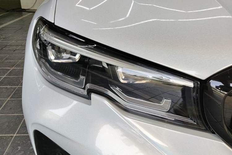 Used BMW 3 Series 2021 Facelifted 325Li M Sport Night Edition Package Right Front Headlight
