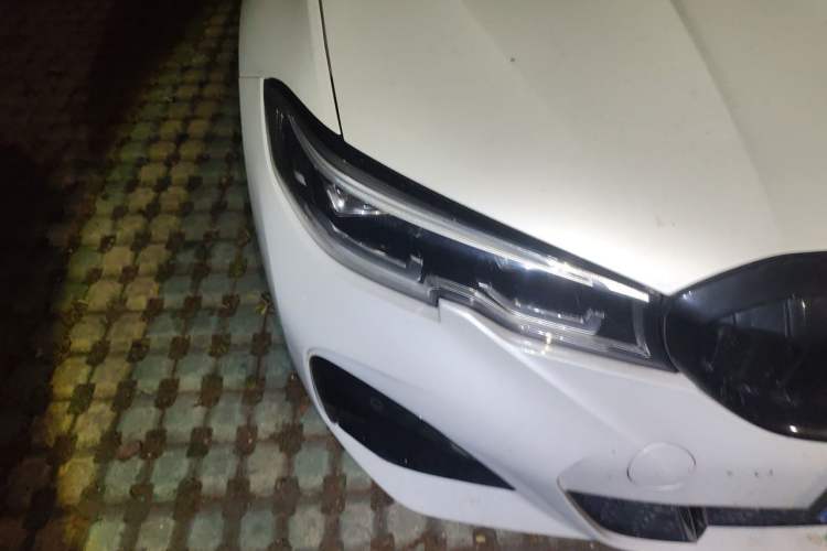 Used BMW 3 Series 2021 Restyled 325i M Sport Night Edition Package Right Front Headlight