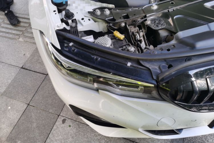 Used BMW 3 Series 2021 325i M Sport Night Edition package Right Front Headlight
