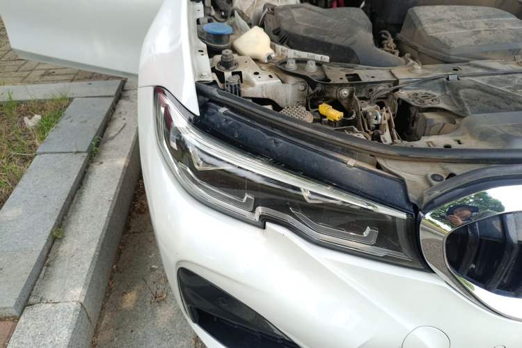 Used BMW 3 Series 2021 Restyled 325Li M Sport Package Right Front Headlight