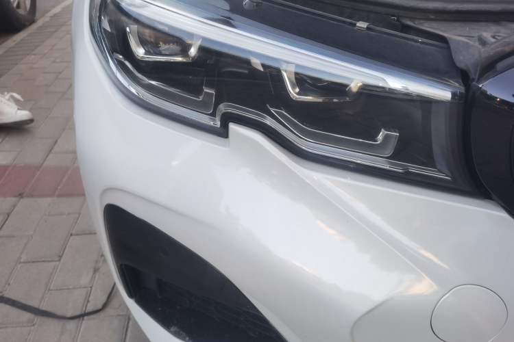 Used BMW 3 Series 2021 325i M Sport Night Edition package Right Front Headlight