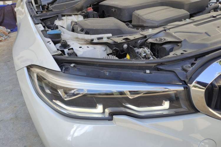 Used BMW 3 Series 2021 Facelifted 320Li M Sport Package Right Front Headlight