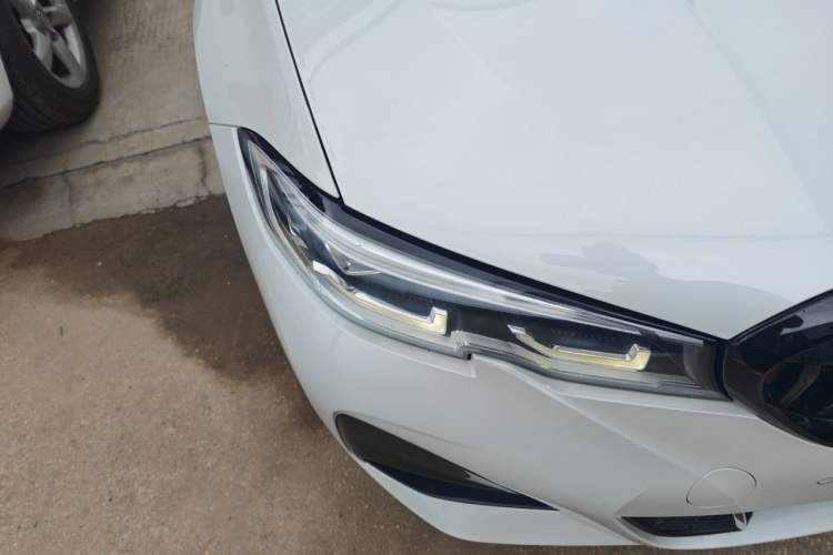 Used BMW 3 Series 2021 Restyled 325i M Sport Night Edition Package Right Front Headlight