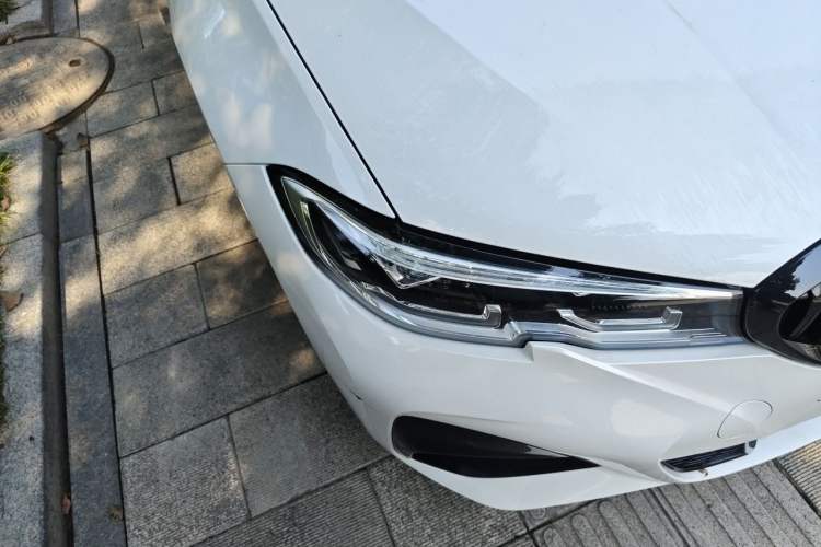 Used BMW 3 Series 2021 325Li M Sport Shadowline Package Right Front Headlight