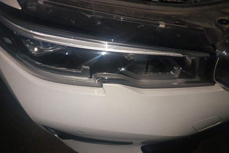 Used BMW 3 Series 2021 320i Sport Package Right Front Headlight