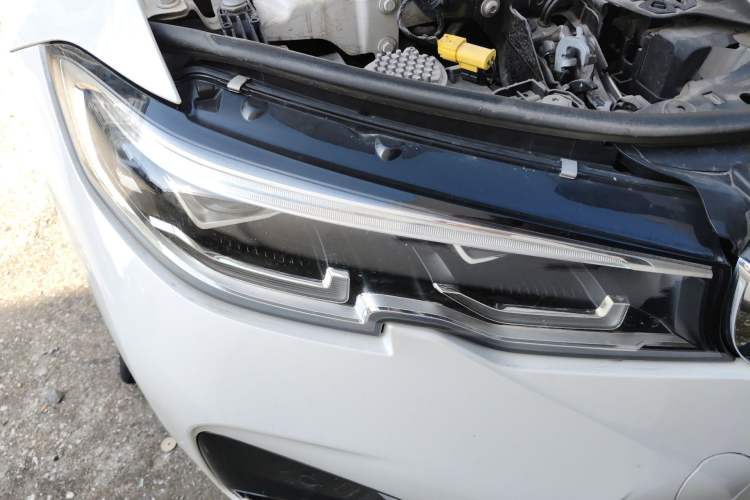 Used BMW 3 Series 2021 Facelifted 320Li M Sport Package Right Front Headlight