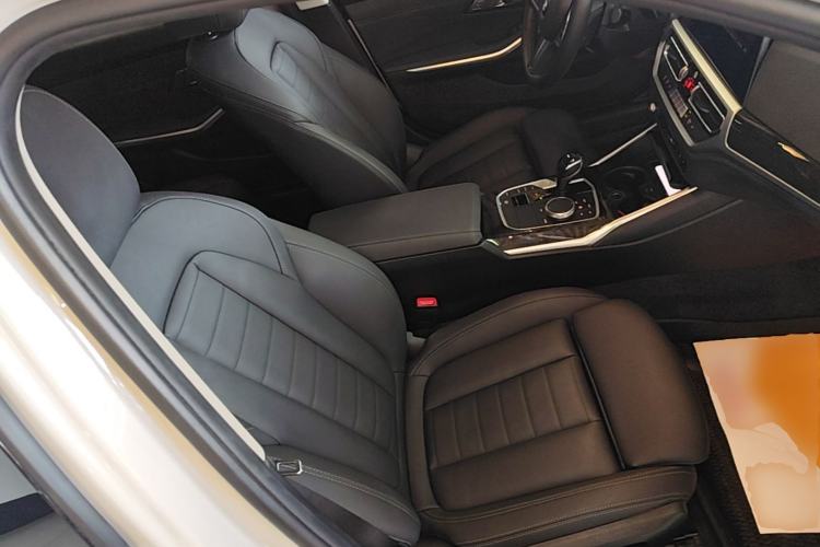 Used BMW 3 Series 2021 325Li M Sport Package Right Front Seat