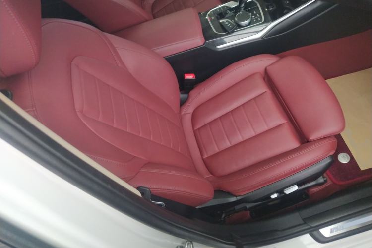 Used BMW 3 Series 2021 Restyled 325Li M Sport Package Right Front Seat