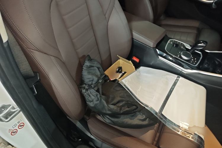Used BMW 3 Series 2021 Facelifted 320Li M Sport Package Right Front Seat
