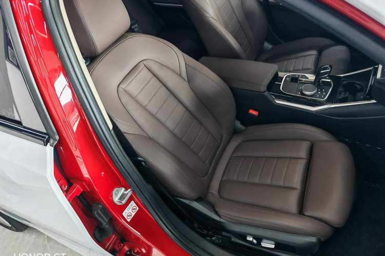 Used BMW 3 Series 2021 320i Sport Package Right Front Seat