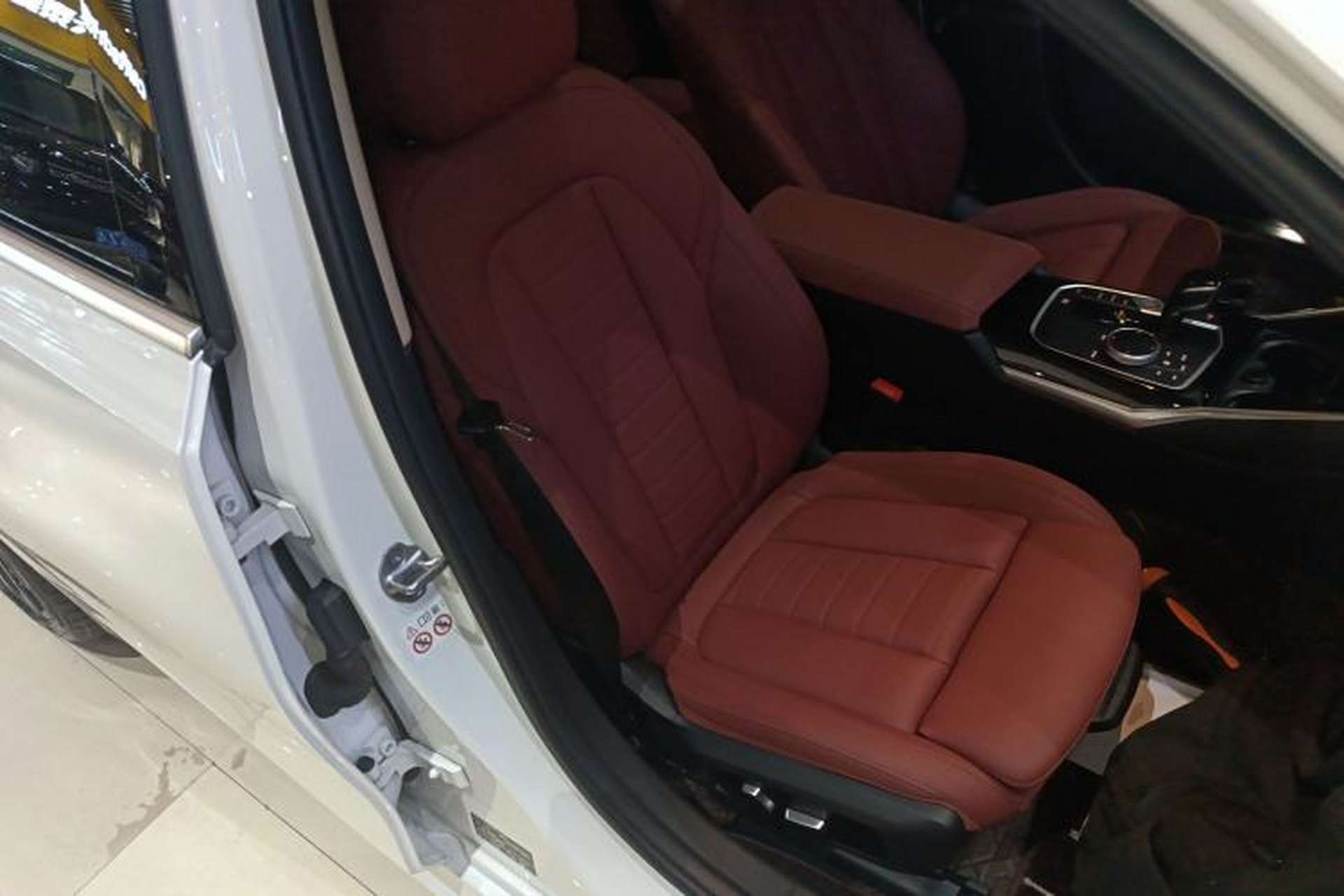 Used BMW 3 Series 2021 Facelifted 320Li M Sport Package Right Front Seat
