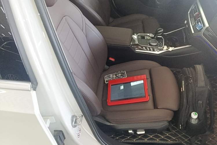Used BMW 3 Series 2021 Restyled 325Li M Sport Package Right Front Seat