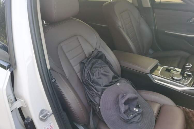 Used BMW 3 Series 2021 325Li M Sport Package Right Front Seat