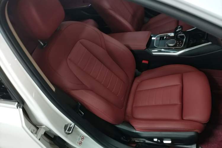 Used BMW 3 Series 2021 Second Facelift 325Li M Sport Package Right Front Seat