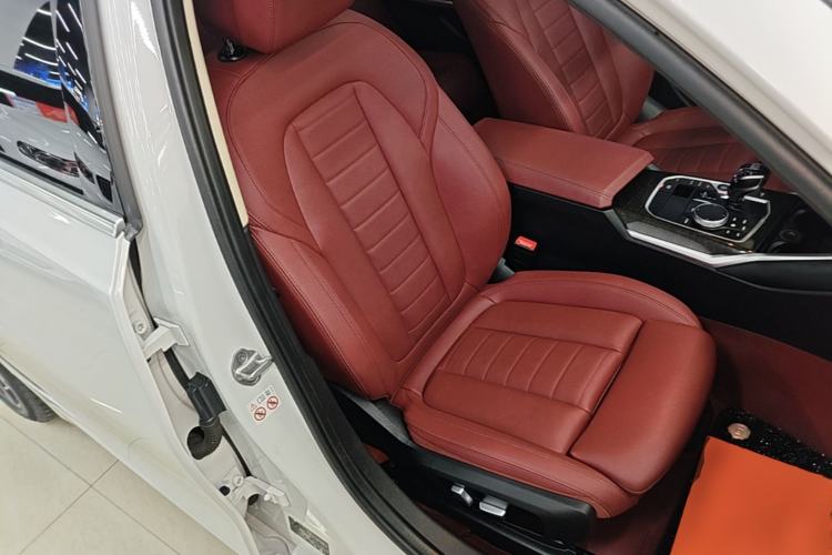 Used BMW 3 Series 2021 Restyled 325Li M Sport Package Right Front Seat