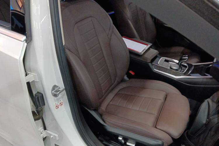Used BMW 3 Series 2021 Restyled 325Li M Sport Package Right Front Seat
