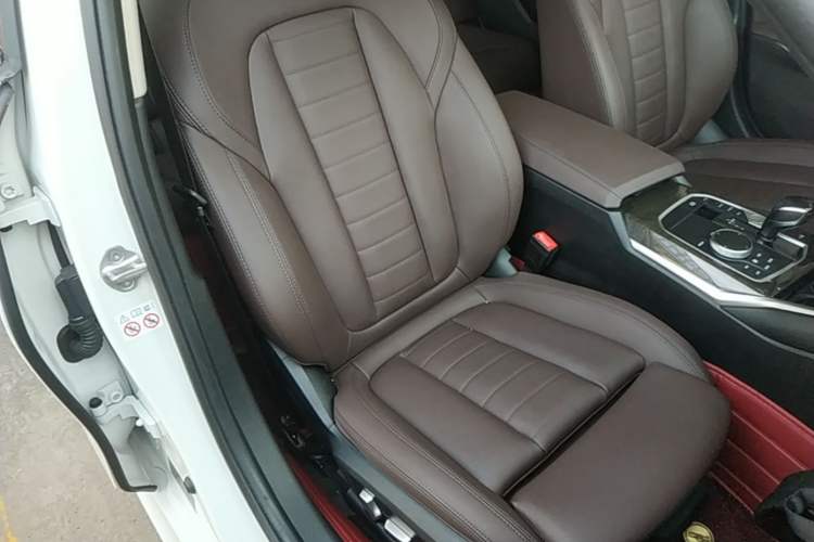 Used BMW 3 Series 2021 325Li M Sport Package Right Front Seat