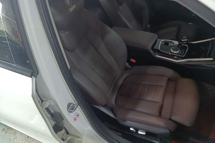 Used BMW 3 Series 2021 Facelifted 320Li M Sport Package Right Front Seat