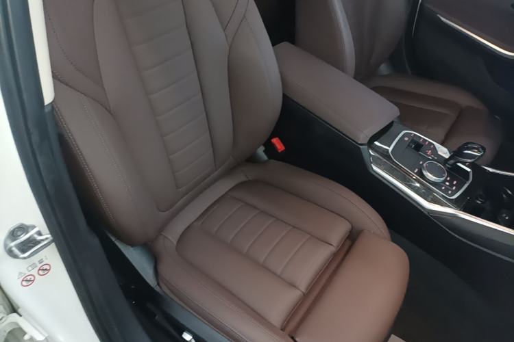 Used BMW 3 Series 2021 Restyled 325Li M Sport Package Right Front Seat