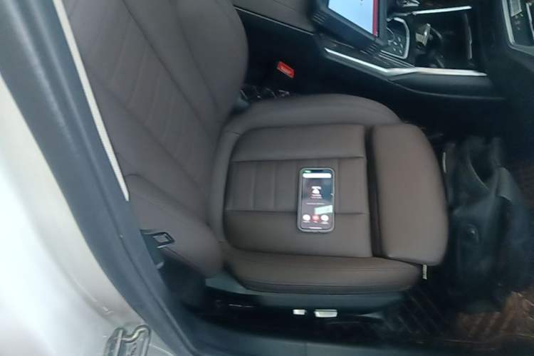 Used BMW 3 Series 2021 Restyled 325Li M Sport Package Right Front Seat