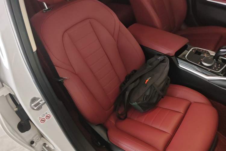 Used BMW 3 Series 2021 Facelifted 320Li M Sport Package Right Front Seat
