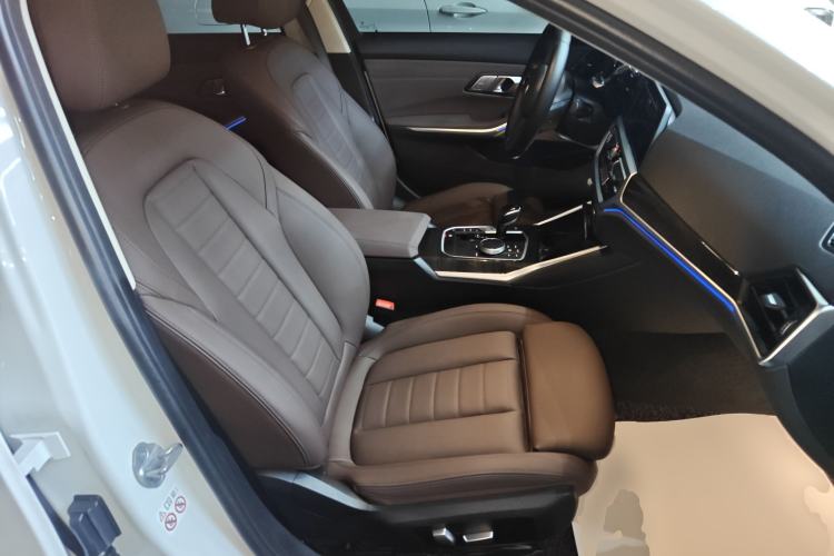 Used BMW 3 Series 2021 Restyled 325Li M Sport Package Right Front Seat