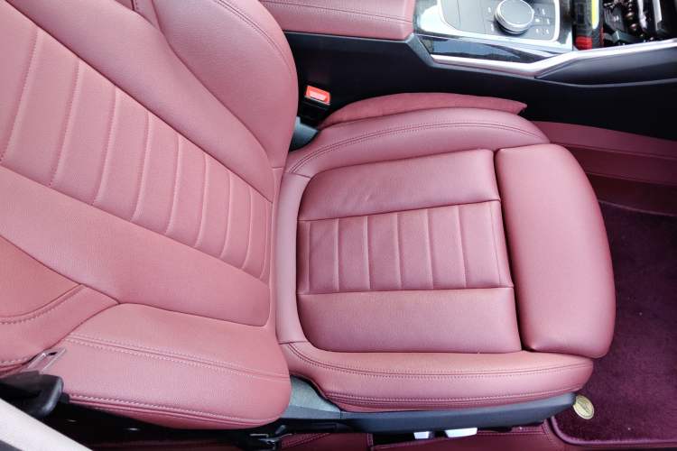 Used BMW 3 Series 2021 Second Facelift 325Li M Sport Package Right Front Seat