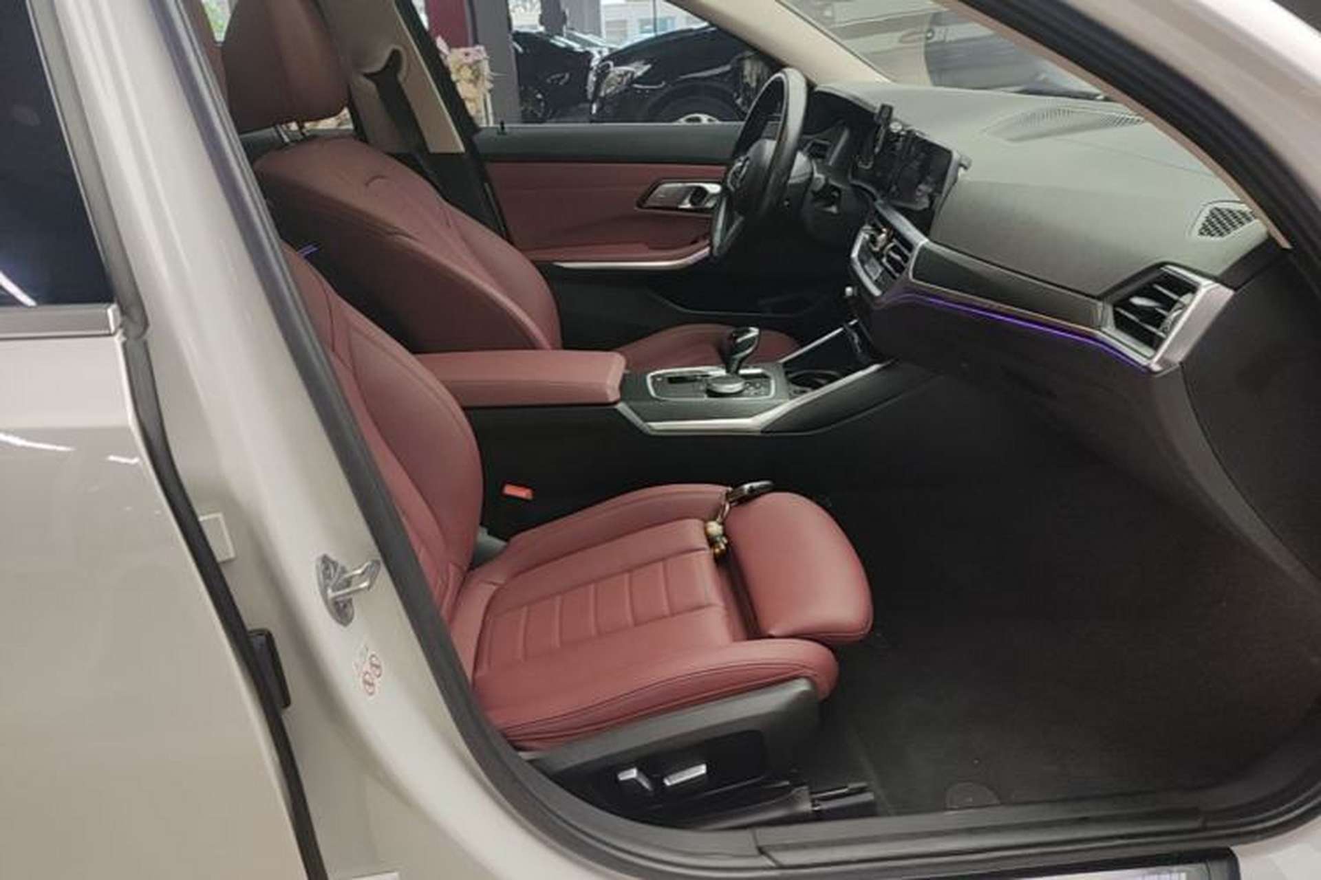 Used BMW 3 Series 2021 Restyled 325Li M Sport Package Right Front Seat