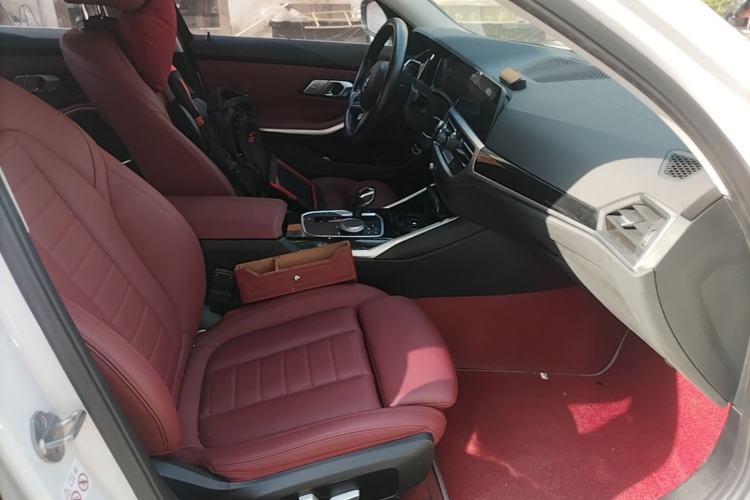 Used BMW 3 Series 2021 Facelifted 320Li M Sport Package Right Front Seat