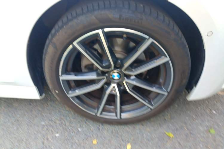 Used BMW 3 Series 2021 Restyled 325Li M Sport Package Right Front Wheel Hub