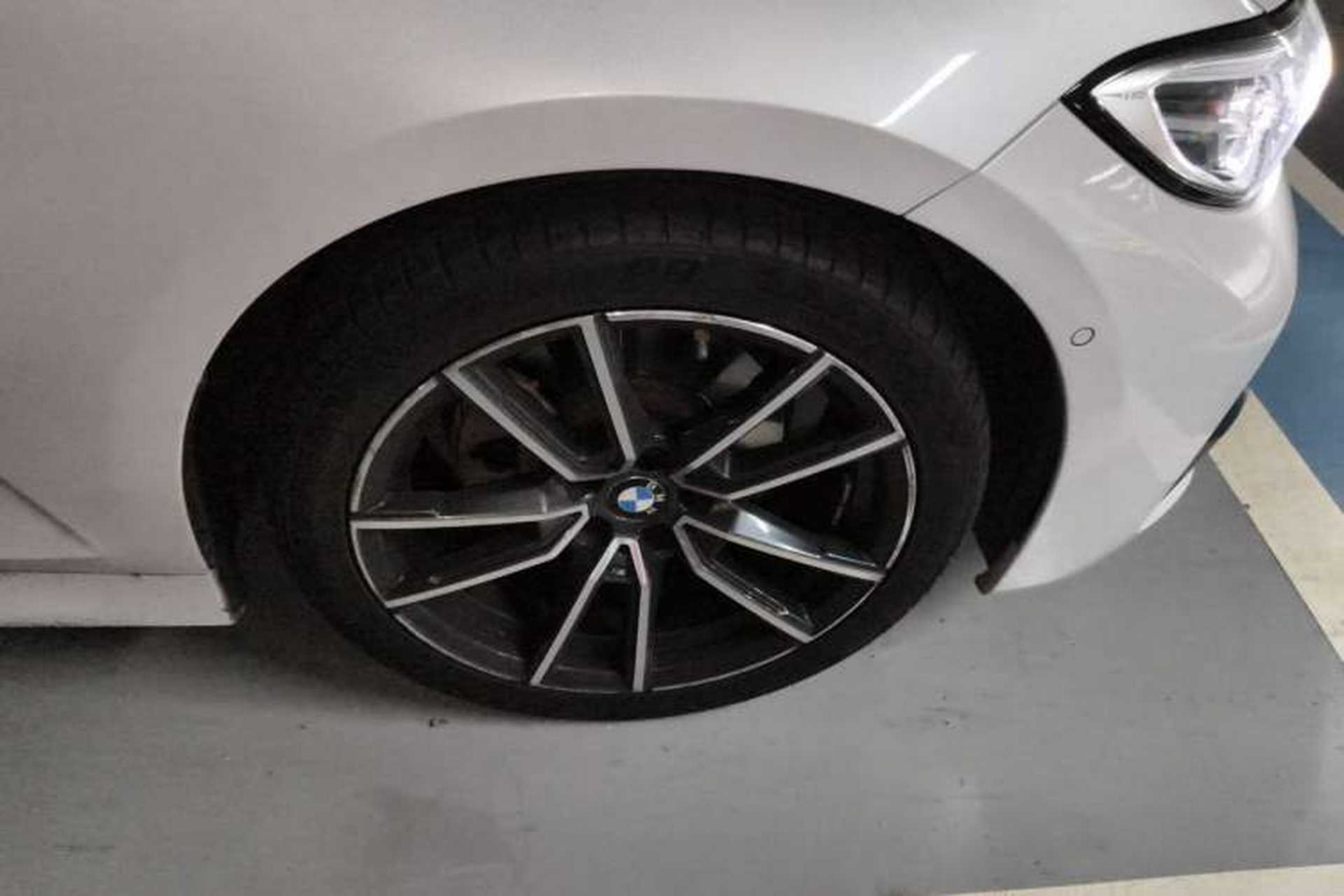 Used BMW 3 Series 2021 325Li M Sport Package Right Front Wheel Hub
