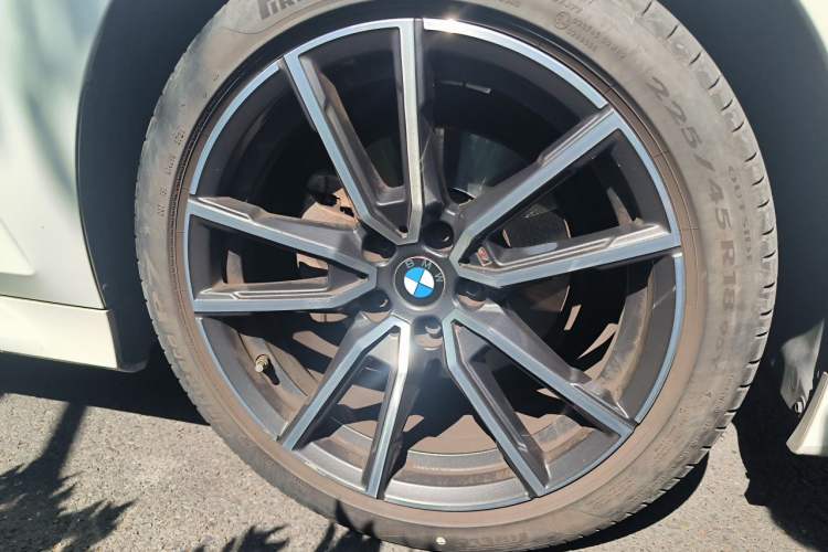 Used BMW 3 Series 2021 Restyled 325Li M Sport Package Right Front Wheel Hub