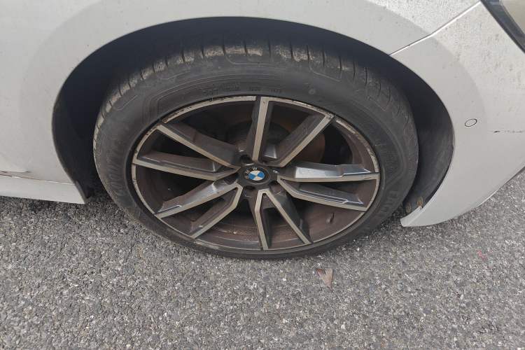Used BMW 3 Series 2021 Restyled 325Li M Sport Package Right Front Wheel Hub