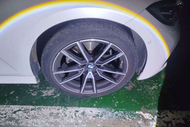 Used BMW 3 Series 2021 325Li M Sport Package Right Front Wheel Hub